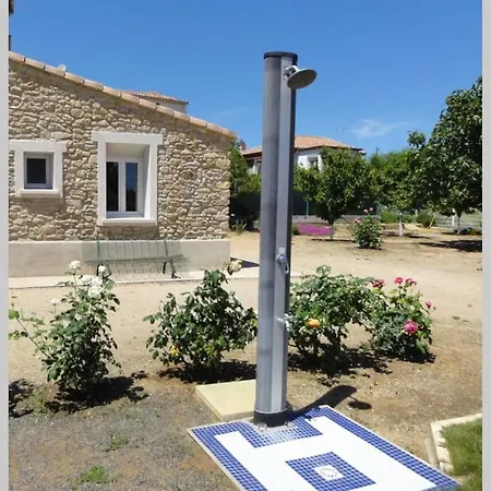 Apartmán Petit Studio Avec Piscine Pour 2 *