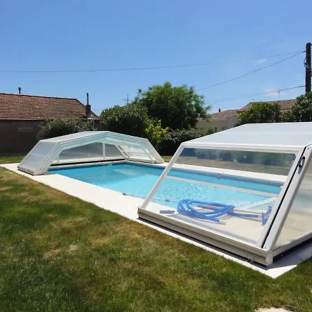 Petit Studio Avec Piscine Pour 2 Apartmán